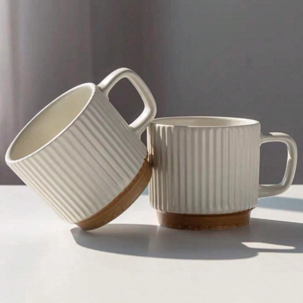 Taza de Cerámica con Relieve de Rayas Verticales - Imagen 2